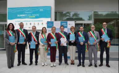 SORRENTO: CON IL PRESIDENTE DEL CONSIGLIO COMUNALE DI PRISCO AL SUMMIT DEL MARE