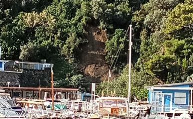 MASSA LUBRENSE: FRANA A MARINA DELLA LOBRA, LOCALITA’ FONTANELLE E VIA NASTRO D’ORO CON CHIUSURA STRADA