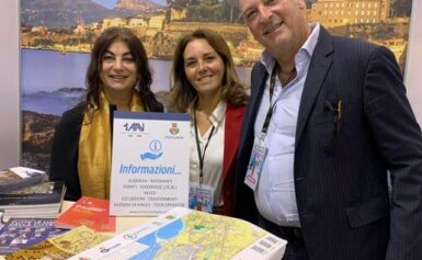 SORRENTO: GRAND TOUR ISTITUZIONALE DEI PICCIONI VIAGGIATORI COMUNALI