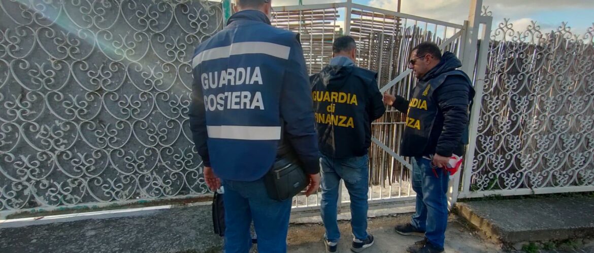 VICO EQUENSE: LAVORI EDILI SENZA AUTORIZZAZIONE IN UN ALBERGO CITTADINO. INTERVENTO CONGIUNTO GUARDIA COSTIERA E FIAMME GIALLE