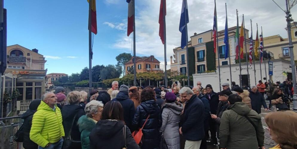 SORRENTO: SUCCESSO PER LA PRIMA TAPPA DELLE “PASSEGGIATE DI DICEMBRE”