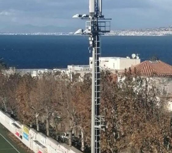 SORRENTO: NUOVE ANTENNE DI TELEFONIA MOBILE IN TESTA AI PROPRI FIGLI E CONCITTADINI AL CAMPO ITALIA